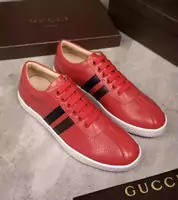 baskets unisexe gucci zapatos red two line